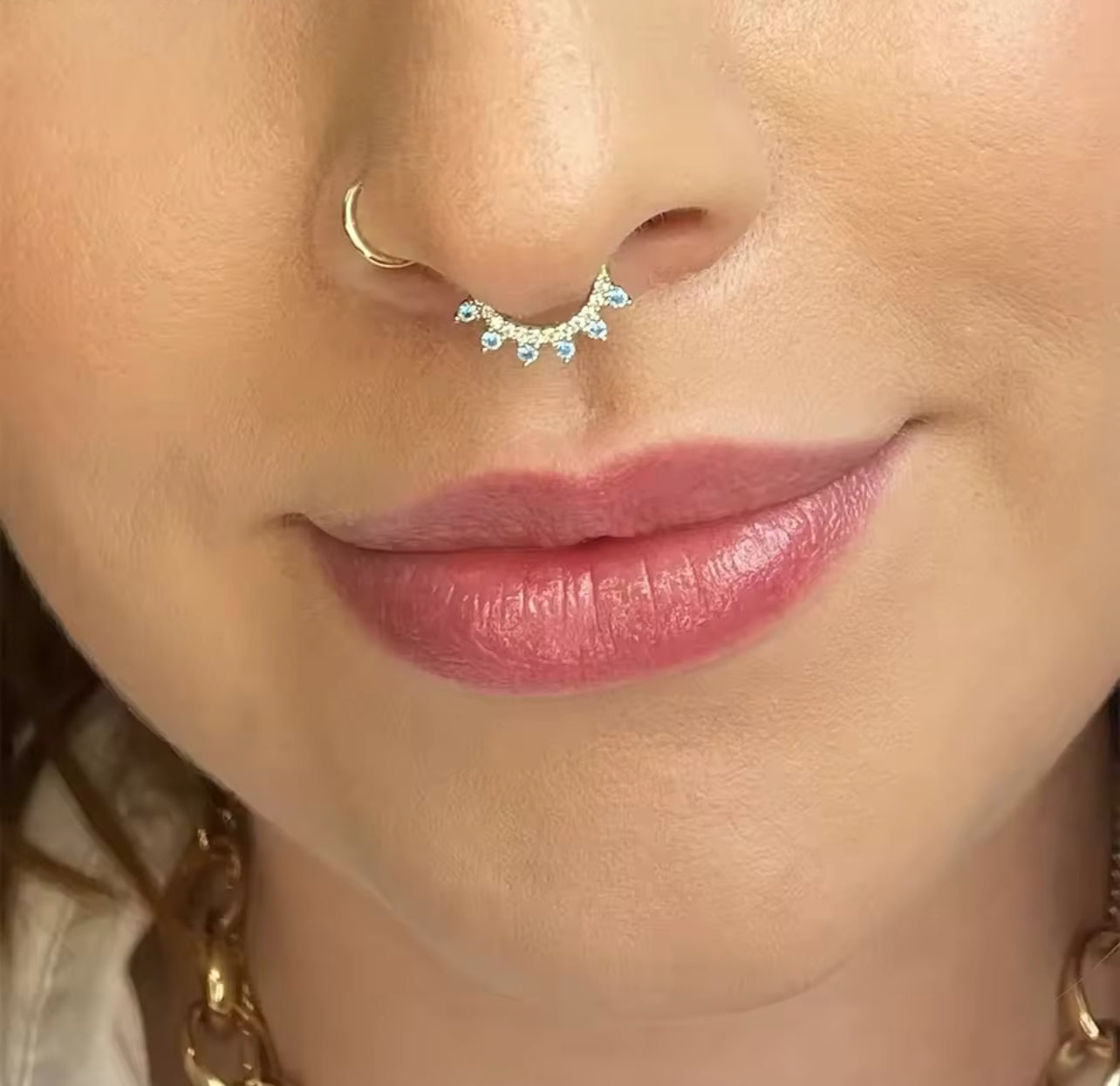 Blue Zirkonia Piercing