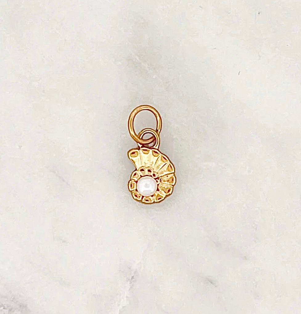 Dyo Pearl Moon Shell