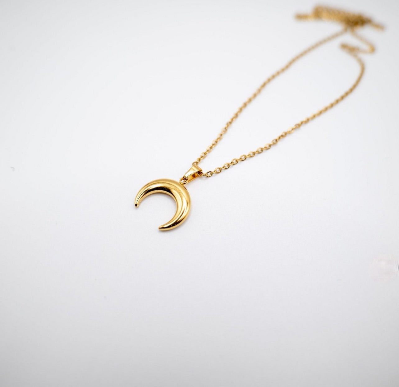 Mond-Halskette