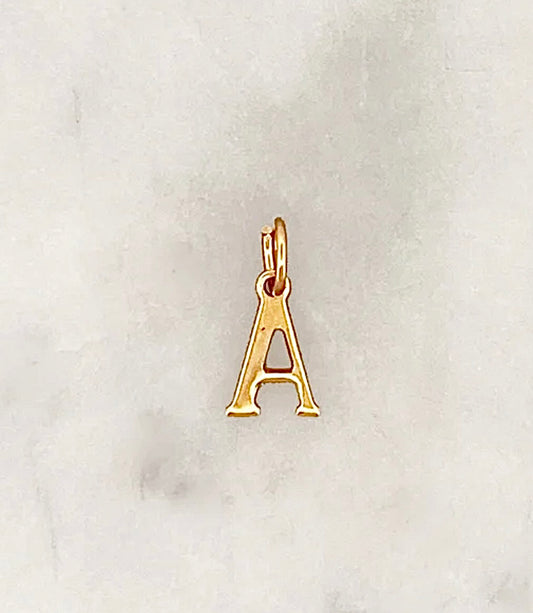 Dyo Medium Initial